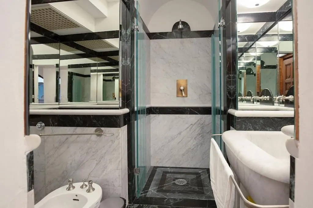 Benci Apartment In Florence